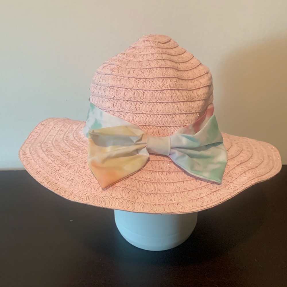 Angel Face Packable Girl Hat with Ribbon.